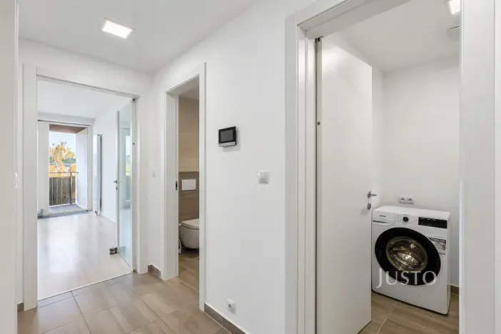 Pronájem bytu 2+kk, Praha - Krč, V jehličí, 53 m2