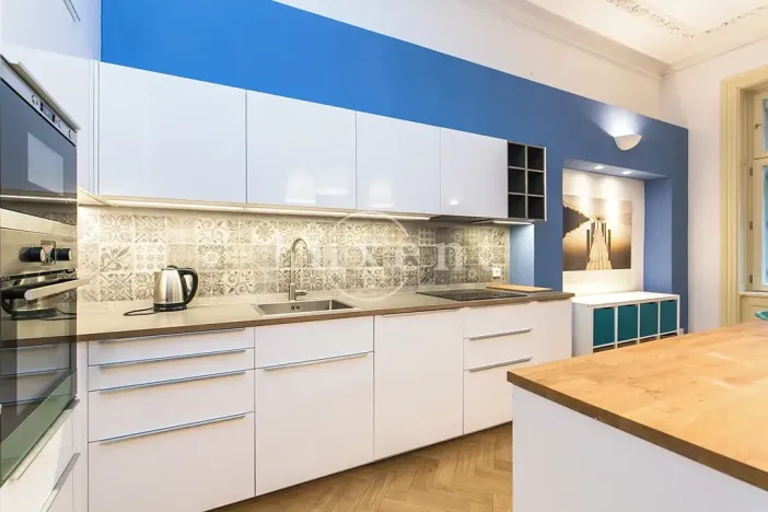 Pronájem bytu 2+kk, Praha - Nové Město, Soukenická, 66 m2