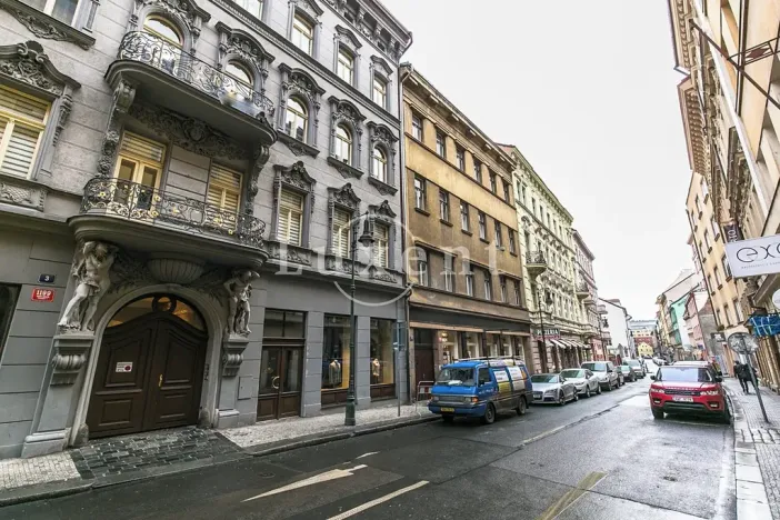 Pronájem bytu 2+kk, Praha - Nové Město, Soukenická, 66 m2