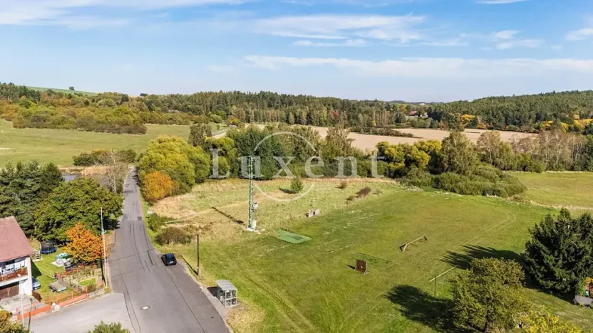 Prodej pozemku pro bydlení, Zalužany, 1185 m2
