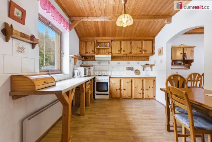 Prodej rodinného domu, Rotava, Růžové údolí, 170 m2