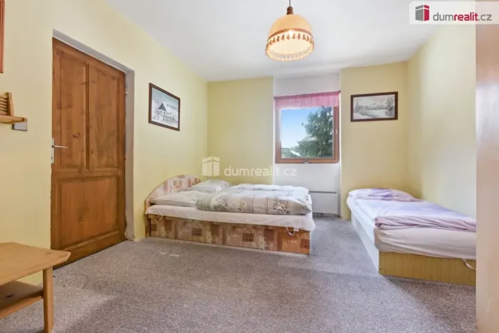 Prodej rodinného domu, Rotava, Růžové údolí, 170 m2
