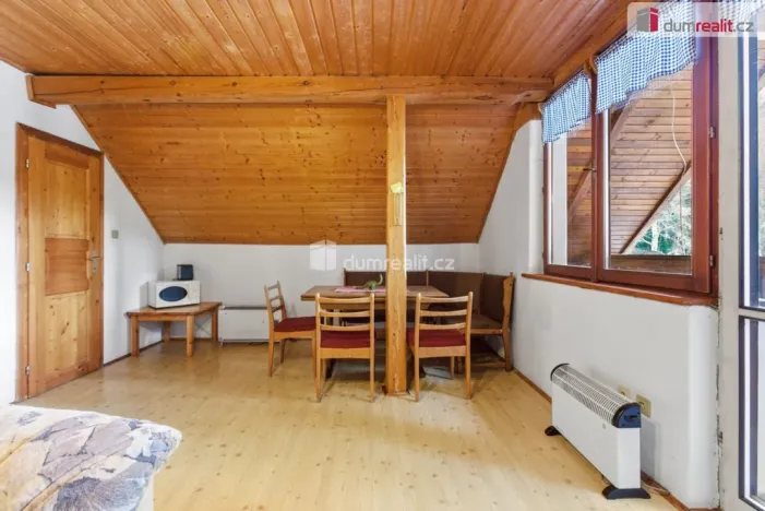 Prodej rodinného domu, Rotava, Růžové údolí, 170 m2