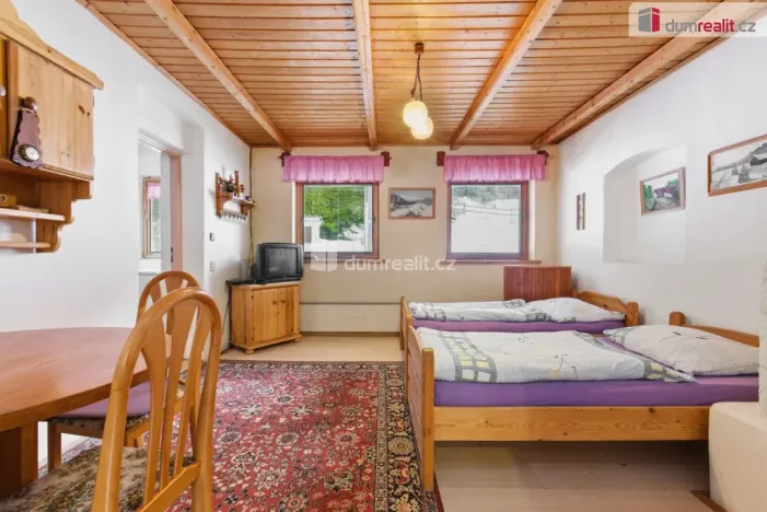 Prodej rodinného domu, Rotava, Růžové údolí, 170 m2