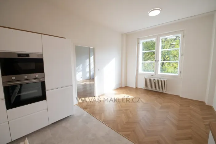 Pronájem bytu 3+kk, Praha - Karlín, Sokolovská, 86 m2
