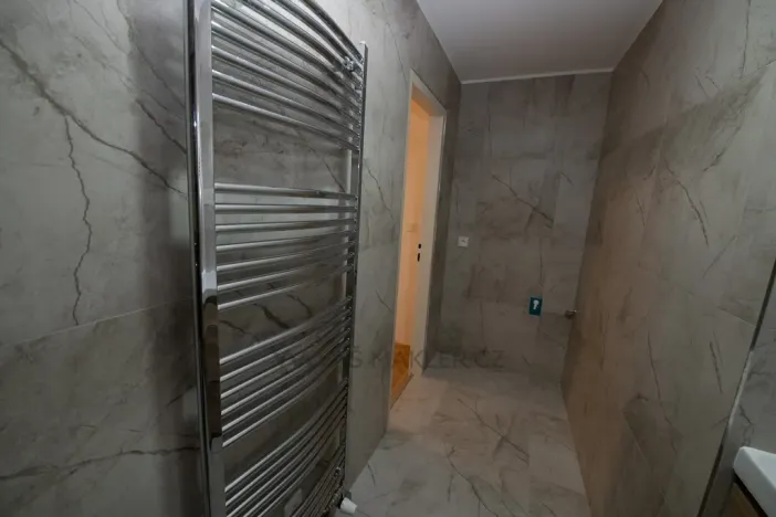 Pronájem bytu 3+kk, Praha - Karlín, Sokolovská, 86 m2