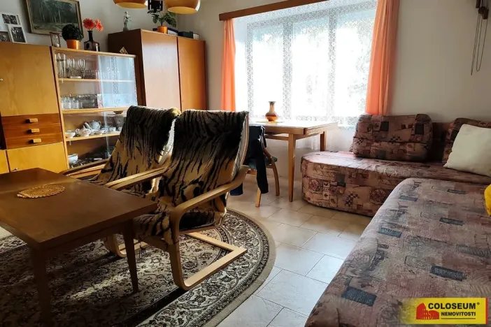 Prodej rodinného domu, Dzbel, 360 m2