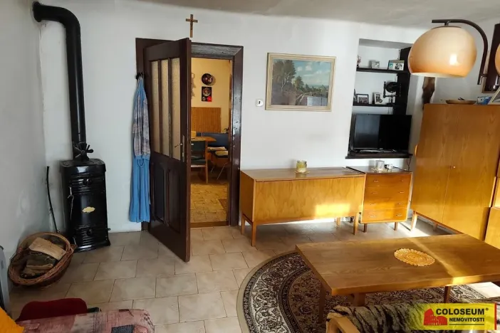 Prodej rodinného domu, Dzbel, 360 m2