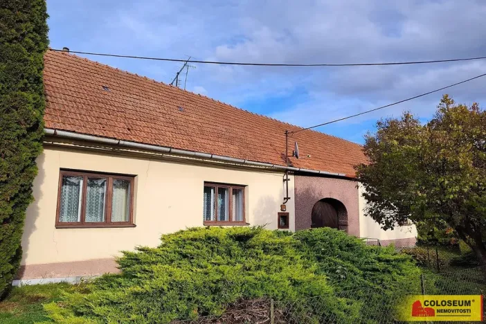 Prodej rodinného domu, Dzbel, 360 m2
