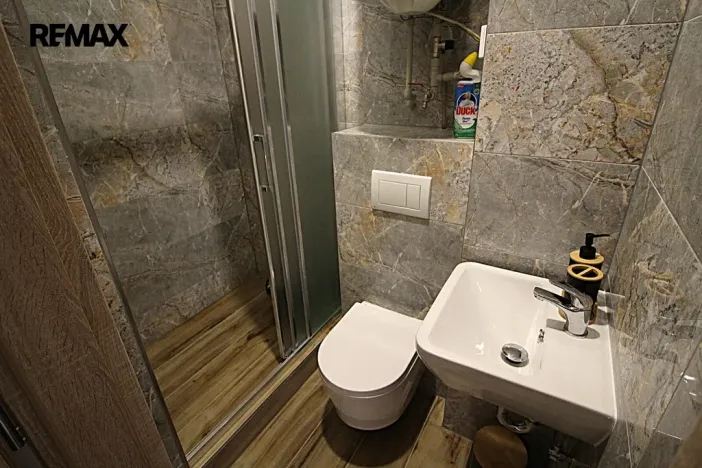 Pronájem bytu 1+kk, Hrádek nad Nisou - Donín, Donínská, 24 m2