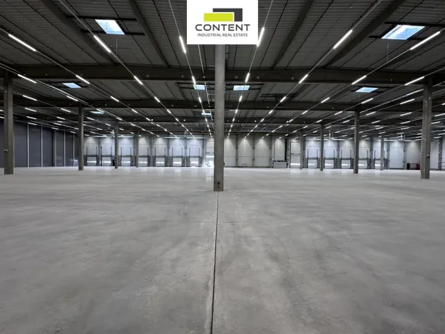 Pronájem výrobních prostor, Pardubice - Rosice, Salavcova, 7823 m2