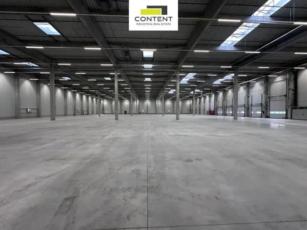 Pronájem výrobních prostor, Pardubice - Rosice, Salavcova, 7823 m2