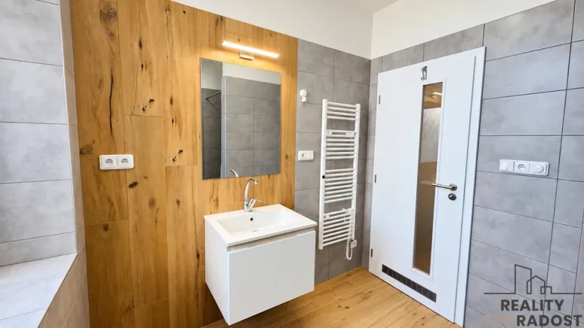 Pronájem bytu 2+kk, Hodonín, Národní třída, 39 m2