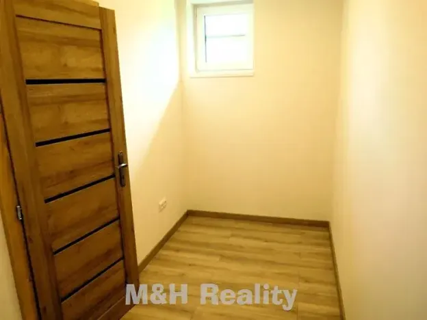 Pronájem rodinného domu, Tichá, 134 m2