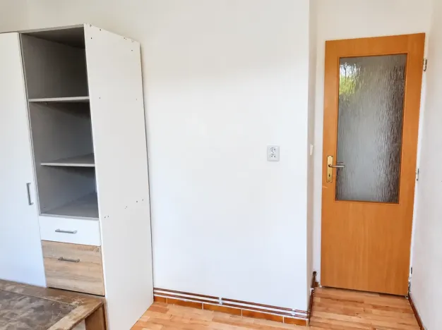 Pronájem bytu 1+1, Nepomuk, náměstí Augustina Němejce, 22 m2