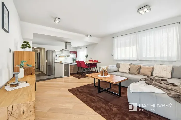 Prodej bytu 3+kk, Chrudim, Resselovo náměstí, 90 m2