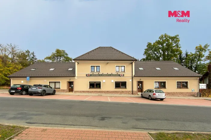 Prodej ubytování, Kladruby, Husova, 900 m2