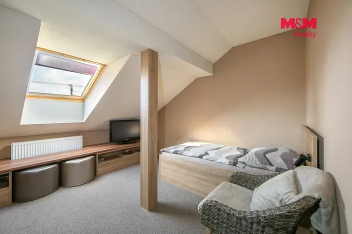 Prodej ubytování, Kladruby, Husova, 900 m2