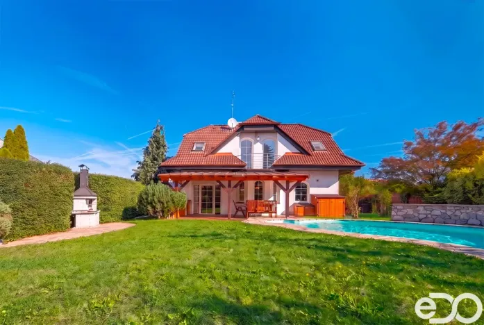 Prodej rodinného domu, Velké Přílepy, Emy Destinnové, 240 m2
