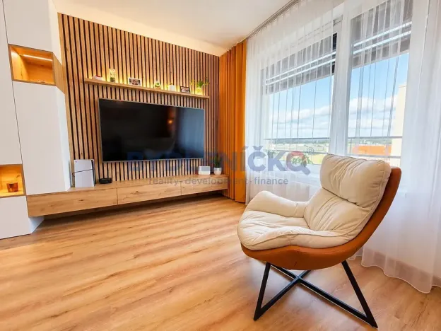 Prodej bytu 2+kk, České Budějovice, České Vrbné, 71 m2