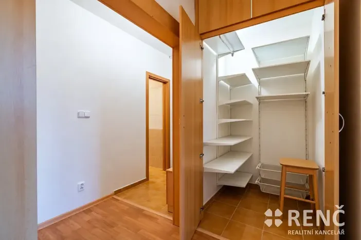 Pronájem bytu 3+1, Brno, Běly Pažoutové, 74 m2