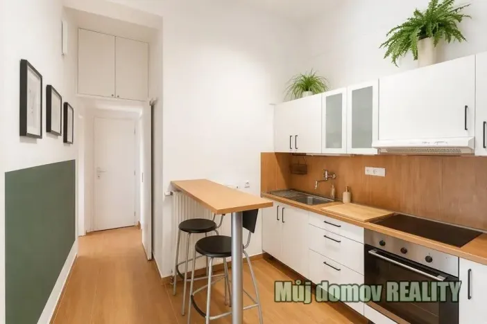 Pronájem bytu 2+1, Praha - Bubeneč, Verdunská, 55 m2