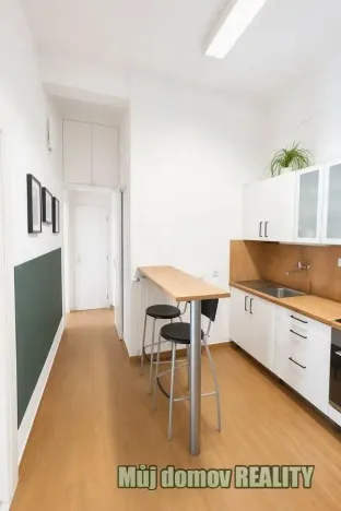 Pronájem bytu 2+1, Praha - Bubeneč, Verdunská, 55 m2