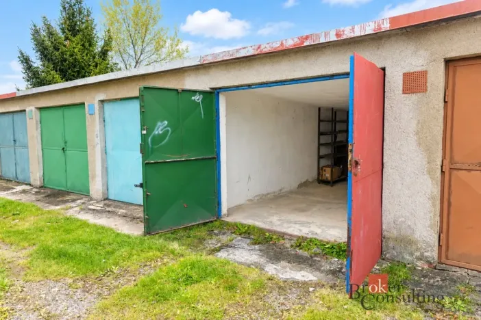 Prodej garáže, Telč - Telč-Štěpnice, Jana Žižky, 19 m2