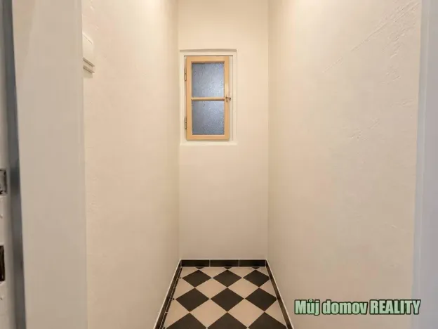 Pronájem bytu 2+1, Praha - Dejvice, Zemědělská, 57 m2