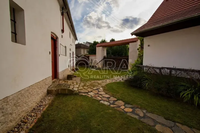 Pronájem rodinného domu, Bečváry, 110 m2