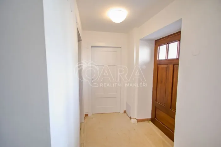 Pronájem rodinného domu, Bečváry, 110 m2