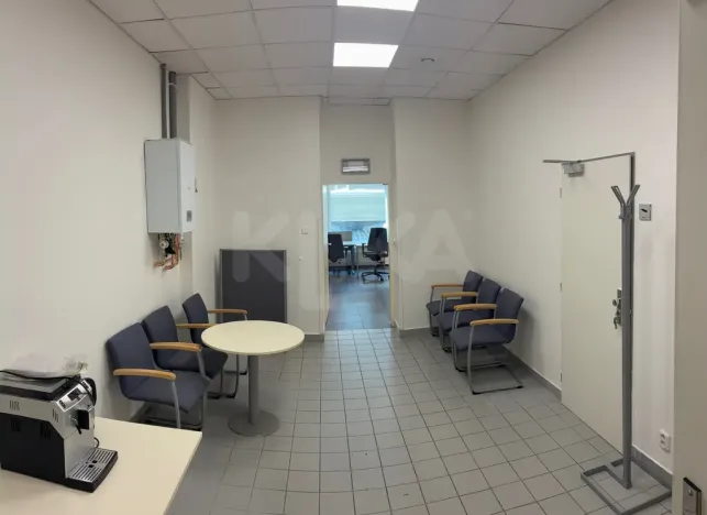Prodej obchodního prostoru, Plzeň - Jižní Předměstí, Klatovská třída, 82 m2
