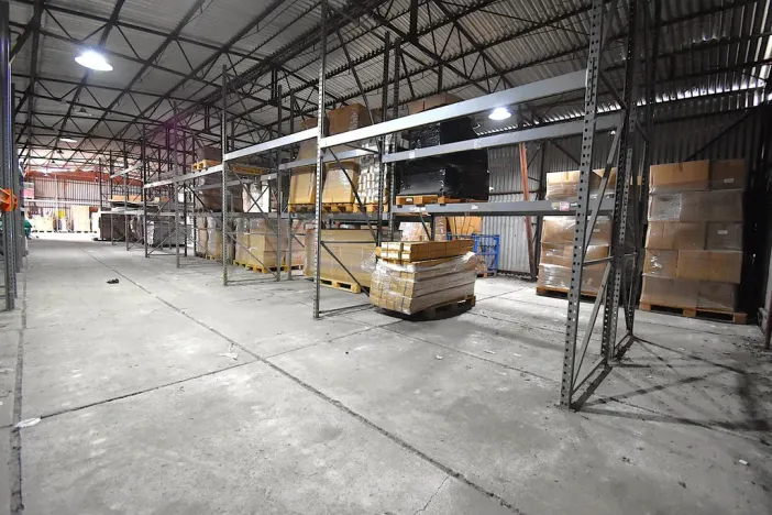 Pronájem skladu, Plzeň, 340 m2