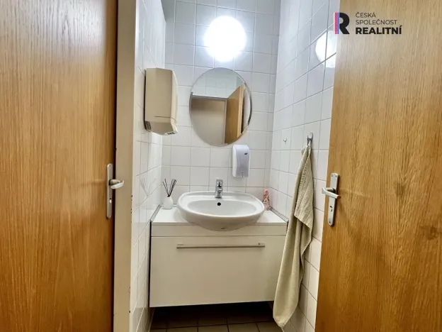 Pronájem kanceláře, Brno - Zábrdovice, Příkop, 12 m2