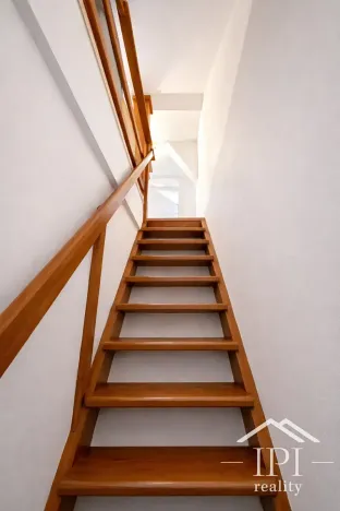 Prodej bytu 2+kk, Praha - Holešovice, Komunardů, 53 m2