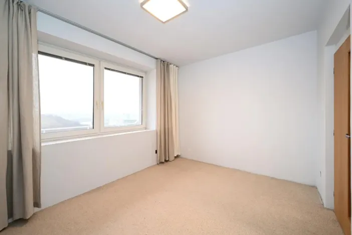 Pronájem vícegeneračního domu, Praha - Libeň, Na Jabloňce, 330 m2