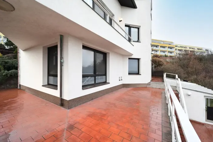 Pronájem vícegeneračního domu, Praha - Libeň, Na Jabloňce, 330 m2