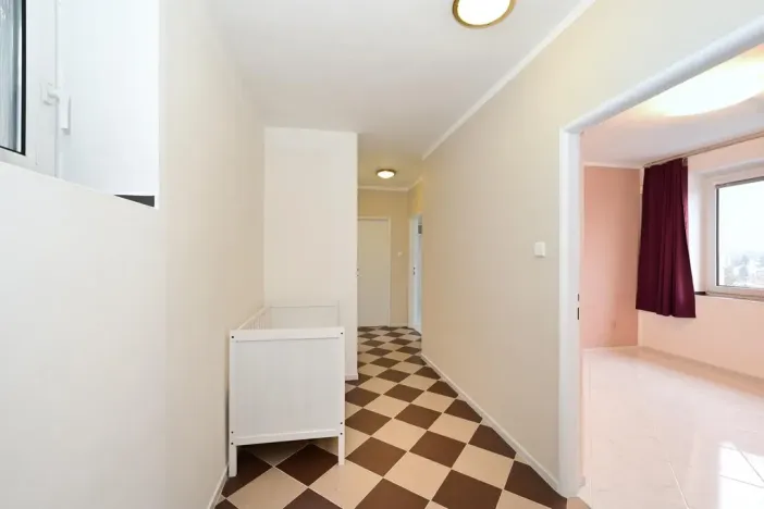 Pronájem vícegeneračního domu, Praha - Libeň, Na Jabloňce, 330 m2