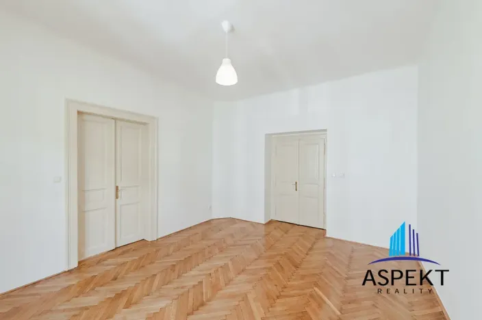 Pronájem bytu 2+1, Praha - Vinohrady, Máchova, 80 m2