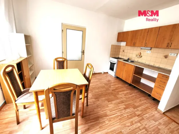 Prodej bytu 2+kk, Louny, Čs. armády, 39 m2