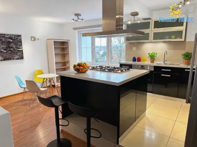 Pronájem bytu 3+kk, Praha - Košíře, Naskové, 80 m2