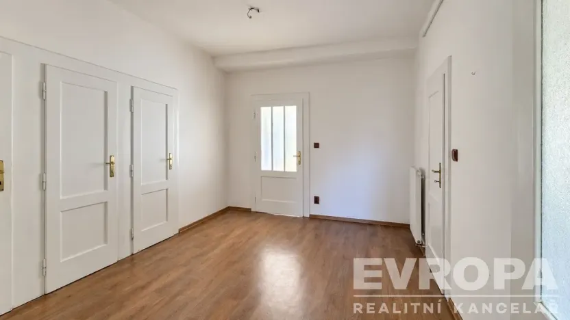 Prodej bytu 3+1, Praha - Dejvice, Zemědělská, 101 m2
