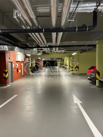Prodej garážového stání, Praha - Michle, Baarova, 13 m2