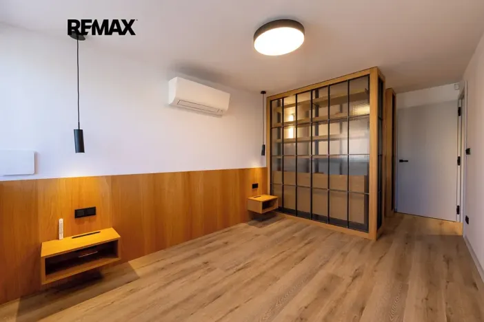 Prodej vícegeneračního domu, Praha - Vysočany, Moravcových, 228 m2