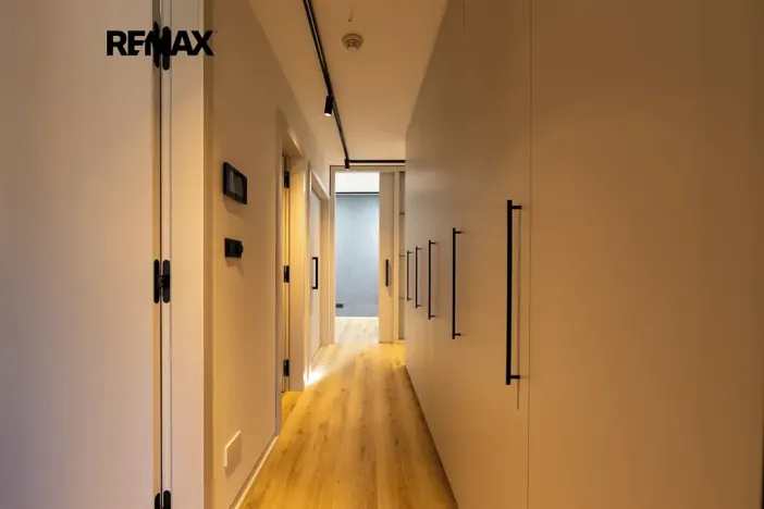 Prodej vícegeneračního domu, Praha - Vysočany, Moravcových, 228 m2