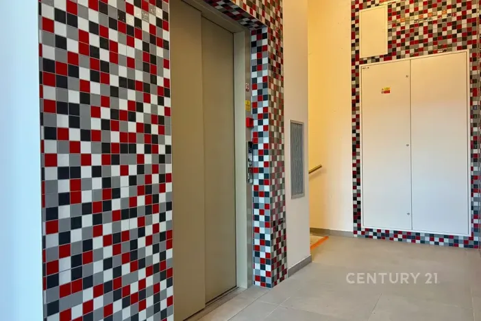Pronájem bytu 1+kk, Praha - Kbely, Mladoboleslavská, 27 m2
