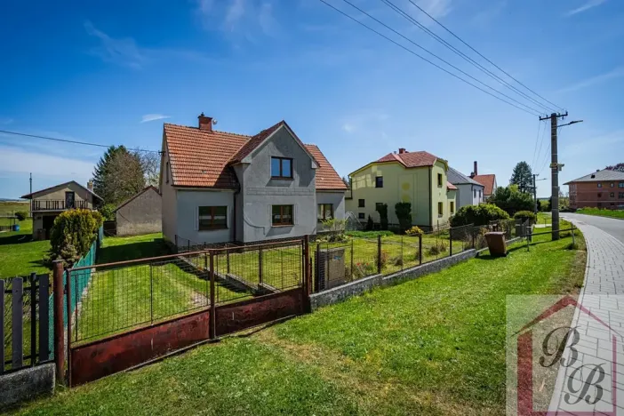 Prodej rodinného domu, Jičín, 156 m2