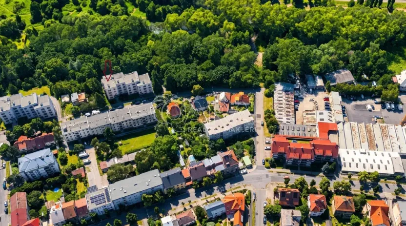 Prodej bytu 1+1, Plzeň - Lobzy, Nad Úslavou, 35 m2