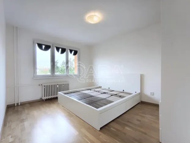 Pronájem bytu 2+1, Praha - Malešice, Káranská, 53 m2