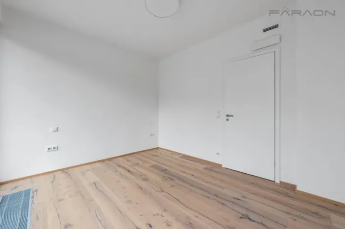 Pronájem bytu 2+kk, Praha - Košíře, Lerausova, 57 m2